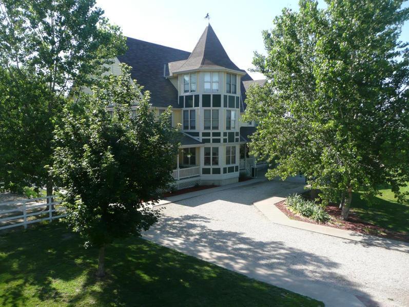 Victorian Veranda Country Inn Лоренс Екстер'єр фото